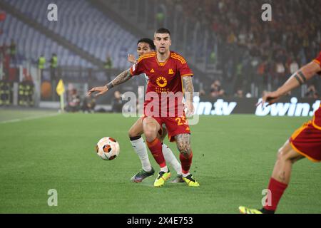 Roma, Lazio, ITALIA. 2 maggio 2024. 02/05/2024 Roma, Stadio Olimpico, partita di calcio valida per la semifinale dell'Europa League 2023/24 tra AS Roma e Bayer Leverkusen. Nella foto: Gianluca Mancini (immagine di credito: © Fabio Sasso/ZUMA Press Wire) SOLO USO EDITORIALE! Non per USO commerciale! Foto Stock