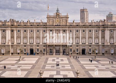 Vista del palazzo reale di Madrid Foto Stock