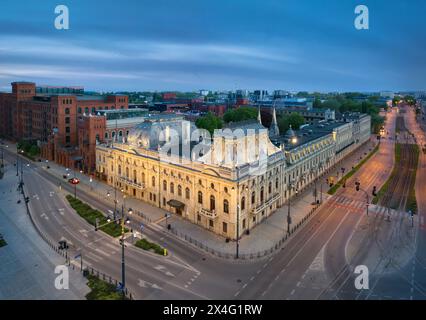 Vista aerea dello storico Palazzo Izrael Poznanski, dove oggi si trova il museo della città di Lodz, Polonia Foto Stock