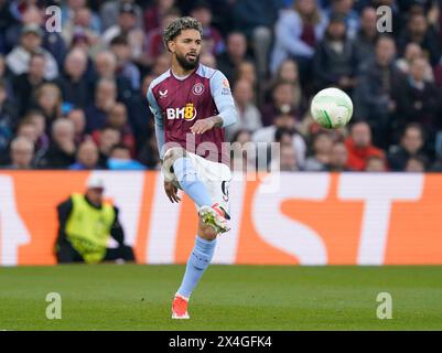 Birmingham, Regno Unito. 2 maggio 2024. Douglas Luiz dell'Aston Villa durante la partita di UEFA Europa Conference League a Villa Park, Birmingham. Il credito per immagini dovrebbe essere: Andrew Yates/Sportimage Credit: Sportimage Ltd/Alamy Live News Foto Stock