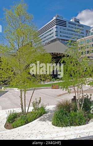 Exchange Square Garden City of London Regno Unito KATHY DEWITT Foto Stock