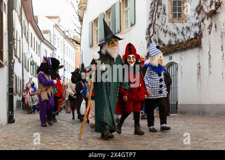 Basilea, Svizzera - 20 febbraio 24. Gruppo marcia di Carnevale Foto Stock