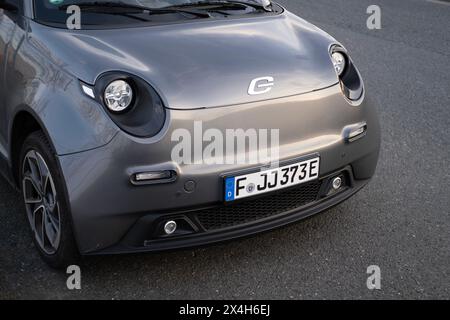e.GO Life microcar a quattro posti alimentata elettricamente da Next.e.GO Mobile se, veicoli elettrici di produzione tedesca e sistemi di mobilità sostenibile Foto Stock