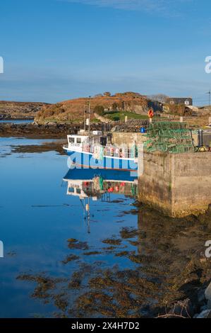 Northbay Harbour sull'isola Ebridea esterna di barra, Scozia Foto Stock