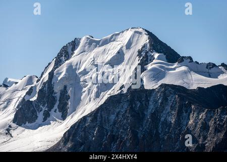 Montagne alte Tien Shan, 4000 metri con ghiacciaio, Ak-su, Kirghizistan Foto Stock