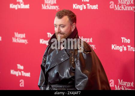 New York, Stati Uniti. 2 maggio 2024. NEW YORK, NEW YORK - 2 MAGGIO: Sam Smith partecipa al King's Trust Global Gala 2024 a Cipriani South Street il 2 maggio 2024 a New York. Credito: SOPA Images Limited/Alamy Live News Foto Stock