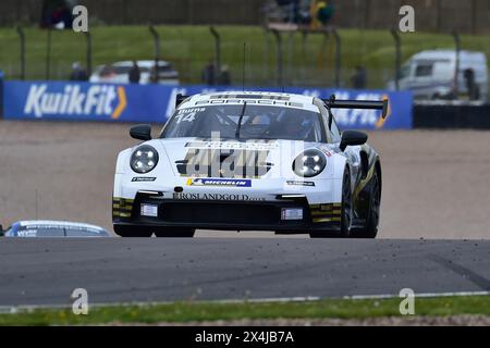 William Burns, Porsche 911 GT3 Cup, Rosland Gold di Century Motorsport, Porsche Carrera Cup Gran Bretagna 2024, una singola serie di marchi con tutti i piloti Foto Stock