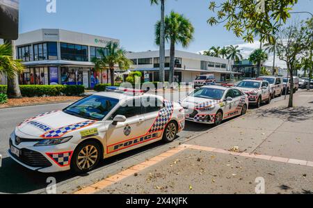 Auto della polizia del queensland fuori dalla stazione di polizia di Mackay nel queensland settentrionale, australia Foto Stock