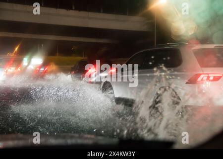 Forti piogge all'autostrada A4 Torino-Trieste chiamata Serenissima in Veneto, Italia © Wojciech Strozyk / Alamy Stock Photo Foto Stock