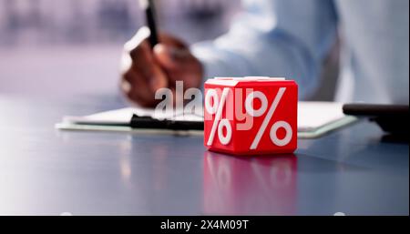 Calcolo della percentuale IVA e dello sconto fattura Foto Stock