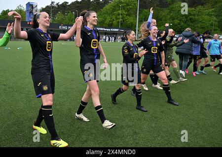 Oud Heverlee, Belgio. 4 maggio 2024. I giocatori dell'Anderlecht festeggiano dopo aver vinto una partita di calcio femminile tra Oud Heverlee Leuven e RSC Anderlecht nella settima partita dei play off nella stagione 2023 - 2024 della belga lotto Womens Super League, sabato 4 maggio 2024 a Oud Heverlee, Belgio. Crediti: Sportpix/Alamy Live News Foto Stock