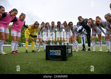 Oud Heverlee, Belgio. 4 maggio 2024. Giocatori della OHL nella foto durante una partita di calcio femminile tra Oud Heverlee Leuven e RSC Anderlecht nella settima partita dei play-off nella stagione 2023 - 2024 della belga lotto Womens Super League, sabato 4 maggio 2024 a Oud Heverlee, Belgio. Crediti: Sportpix/Alamy Live News Foto Stock
