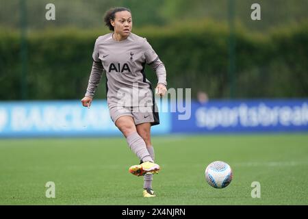 Everton FC vs Spurs FC Barclays Womens Super League WALTON HALL PARK STADIUM, INGHILTERRA - 4 maggio 2024 Drew Spence del Tottenham Hotspur corre con la palla durante la partita di Super League femminile di Barclays tra Everton FC e Spurs FC al Walton Hall Park Stadium il 28 aprile 2024 a Liverpool in Inghilterra. (Foto Alan Edwards) Foto Stock