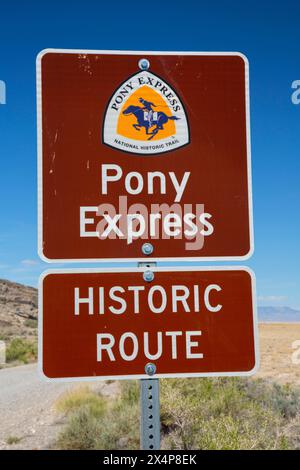 Cartello segnaletico, Pony Express National Back Country Byway, Pony Express National Historic Trail, Utah Foto Stock