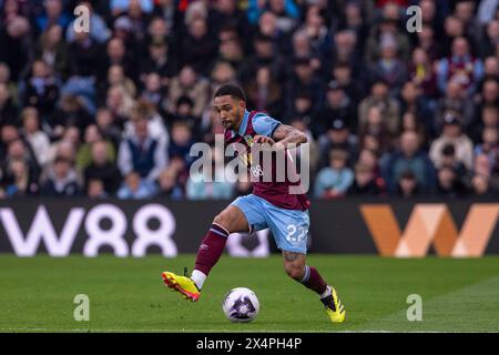 Burnley, Regno Unito. 4 maggio 2024. Burnley, Inghilterra, 4 maggio 2024: Vitinho di Burnley durante la partita di calcio di Premier League Burnley contro Newcastle United al Turf Moor di Burnley, Inghilterra (Richard Callis/SPP) credito: SPP Sport Press Photo. /Alamy Live News Foto Stock