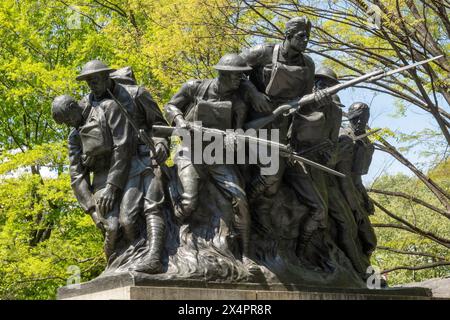 Statua commemorativa della prima guerra mondiale per commemorare i Doughboys della prima guerra mondiale, Central Park, NYC, USA, 2024 Foto Stock