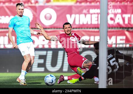 Monza, Italia. 4 maggio 2024. Milan Djuric (11 AC Monza) durante la partita di serie A tra AC Monza e SS Lazio allo stadio U-Power di Monza, Italia calcio (Cristiano Mazzi/SPP) credito: SPP Sport Press Photo. /Alamy Live News Foto Stock