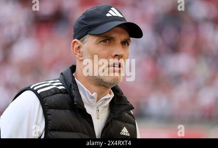 STOCCARDA, GERMANIA - 04 MAGGIO: Allenatore Thomas Tuchel del Bayern Muenchen deluso prima della partita di Bundesliga tra VfB Stuttgart e FC Bayern München al MHPArena il 4 maggio 2024 a Stoccarda, Germania. © diebilderwelt / Alamy Stock Foto Stock