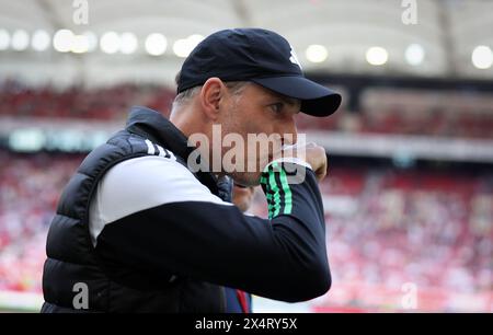 STOCCARDA, GERMANIA - 04 MAGGIO: Allenatore Thomas Tuchel del Bayern Muenchen deluso prima della partita di Bundesliga tra VfB Stuttgart e FC Bayern München al MHPArena il 4 maggio 2024 a Stoccarda, Germania. © diebilderwelt / Alamy Stock Foto Stock