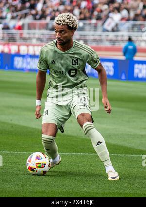 4 maggio 2024, Santa Clara, CA, il centrocampista di Los Angeles Timothy Tillman (11) controlla la palla durante la partita della MLS tra il Los Angeles Football Club e i San Jose Earthquakes. San Jose ha battuto il LAFC 3-1 al Levi's Stadium di San Clara, California. Thurman James/CSM Foto Stock