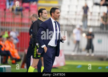 Raffaele Palladino (allenatore AC Monza) durante la partita di campionato italiano di serie A tra AC Monza e SS Lazio il 4 maggio 2024 allo U-Power Stadium di Monza, Italia Foto Stock