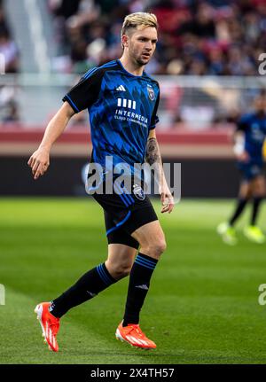 4 maggio 2024 Santa Clara, CA USA San Jose attaccante Preston Judd (19) sul campo di gioco durante la partita della MLS tra il Los Angeles Football Club e i San Jose Earthquakes. San Jose ha battuto il LAFC 3-1 al Levi's Stadium di San Clara, California. Thurman James/CSM Foto Stock