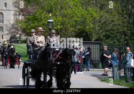 Windsor, Berkshire, Regno Unito. 5 maggio 2024. Lady Louise Mountbatten-Windsor, figlia del duca e della duchessa di Edimburgo, guida la sua carrozza lungo la lunga passeggiata nel Pol Roger Meet della British Driving Society che fa parte del Royal Windsor Horse Show al Castello di Windsor, Berkshire. Crediti: Maureen McLean/Alamy Live News Foto Stock