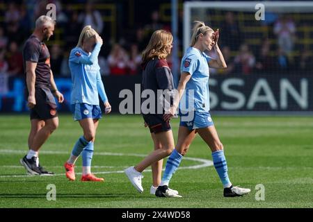 Alex Greenwood (a destra) del Manchester City reagisce dopo la partita di Super League femminile del Barclays al Joie Stadium di Manchester. Data foto: Domenica 5 maggio 2024. Foto Stock