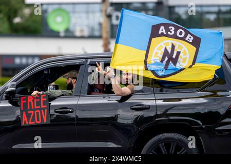 Kiev, Kiev, Ucraina. 5 maggio 2024. Protesta Azovstal libera di familiari e amici di soldati tenuti in prigionia dalla Russia. I soldati si arresero alla Russia il 20 maggio 2022 per salvare vite umane presso le opere di ferro e furto di Mariupol. Alcuni sono stati rilasciati, molti sono ancora detenuti in prigionia russa. (Credit Image: © Andreas Stroh/ZUMA Press Wire) SOLO PER USO EDITORIALE! Non per USO commerciale! Foto Stock