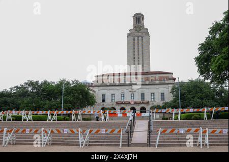 Austin, Stati Uniti. 5 maggio 2024. L'Università del Texas chiude parte del campus durante le proteste del 5 maggio 2024 ad Austin, Texas. (Foto di: Stephanie Tacy/Sipa USA) credito: SIPA USA/Alamy Live News Foto Stock