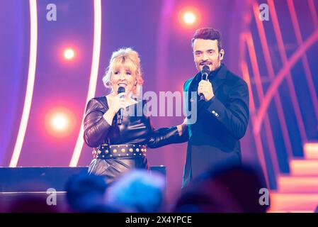 Offenburg Schlagersaengerin Maite Kelly beim Auftritt am 04.05.2024 in Offenburg *** Offenburg cantante pop Maite Kelly che si esibisce il 04 05 2024 in Offenburg Copyright: XEibner-Pressefoto/GerhardxWingenderx EP GWR Foto Stock