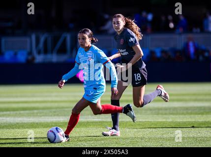 5 maggio 2024 San Jose, CA USA, l'attaccante dei Chicago Red Stars Mallory Swanson (9) calcia il campo di pallone durante la partita della NWSL tra Chicago Red Star e Bay FC. Chicago ha battuto il Bay FC 2-1 al Pay Pal Park San Jose California. Thurman James/CSM Foto Stock