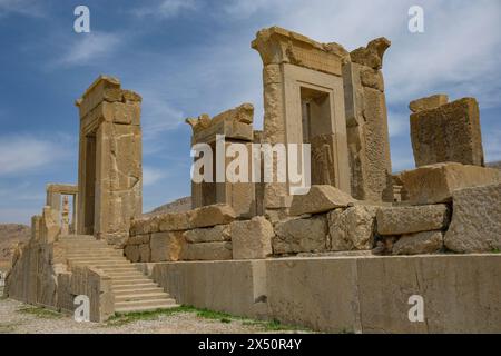 Marvdsaht, Iran - 18 marzo 2024: Rovine di Persepoli vicino alla città di Shiraz nella provincia di Fars, Iran. Foto Stock