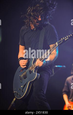 Londra, Regno Unito. 25 febbraio 2011. Il cantante Dave Grohl della rock band americana Foo Fighters pubblica il Big Gig degli NME Awards alla Wembley Arena. Credito: Justin N Foto Stock