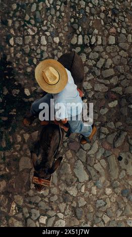 Uomo su asino a Trinidad Cuba Foto Stock