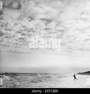 Surf Casting a Montauk. Foto Stock