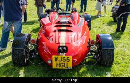 Earsham, Norfolk, Regno Unito – 5 maggio 2024. Auto da corsa in mostra al pubblico in un incontro con auto locale Foto Stock