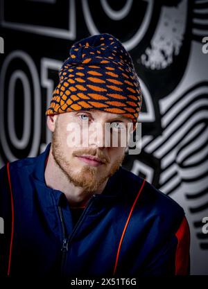 AMSTERDAM - Ritratto di Menno van Gorp, membro del Dutch Breaking Team. Spera di qualificarsi per la sezione breakdance ai Giochi Olimpici di Prijs. ANP ROBIN UTRECHT Foto Stock