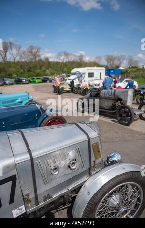 Auto d'epoca open top che gareggiano nei V.S.C.C. Curborough Speed Trials, Curborough Sprint Course, Lichfield, Inghilterra, Regno Unito. Foto Stock