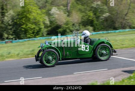 Auto d'epoca open top che gareggiano nei V.S.C.C. Curborough Speed Trials, Curborough Sprint Course, Lichfield, Inghilterra, Regno Unito. Foto Stock
