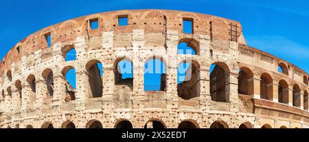 Vista panoramica del Colosseo Roma italia. Foto Stock