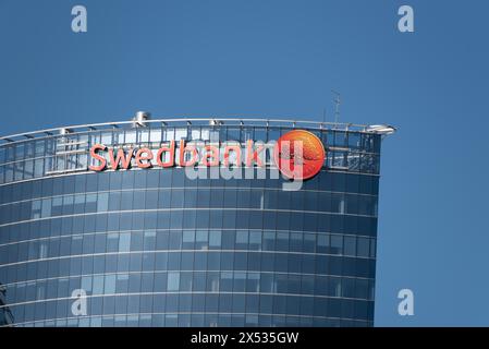 Sede centrale di Swedbank sulle rive del Daugava, riga, Lettonia Foto Stock