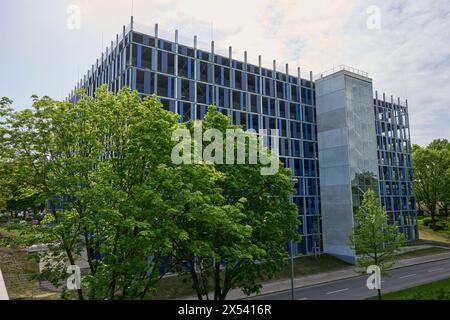 Die Essener Universität, Duisburg / Essen, Hat ein neues Parkhaus. Veröffentlichungen nur für redaktionelle Zwecke. Foto: Alamy/FotoPrensa Foto Stock