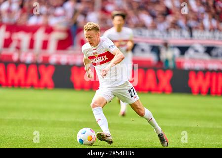 Stoccarda, Germania. 4 maggio 2024. Chris Fuehrich, Fuehrich, VFB 27 nel match VFB STUTTGART - FC BAYERN MUENCHEN 3-1 il 4 maggio 2024 a Stoccarda, Germania. Stagione 2023/2024, 1.Bundesliga, giorno di partita 32, 32.Spieltag, Monaco, fotografo di Monaco: immagini ddp/STAR-images - LE NORMATIVE DFL VIETANO L'USO DI FOTOGRAFIE come SEQUENZE DI IMMAGINI e/o QUASI-VIDEO - crediti: ddp media GmbH/Alamy Live News Foto Stock