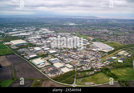 Vista aerea della zona industriale di Kirkby, Liverpool, Inghilterra nord-occidentale, Regno Unito Foto Stock