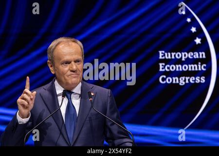 Katowice, Varsavia, Polonia. 7 maggio 2024. Il primo ministro della Repubblica di Polonia Donald Tusk interviene durante l'inaugurazione del XVI Congresso economico europeo (CEE) presso il Centro Congressi Internazionale di Katowice, in Polonia. (Credit Image: © Maciek Jazwiecki/ZUMA Press Wire) SOLO PER USO EDITORIALE! Non per USO commerciale! Foto Stock