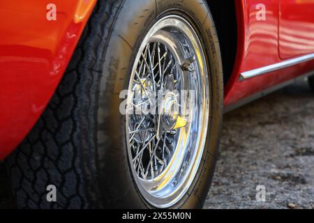 1965 ruota metallica Ferrari 275 Spider Foto Stock