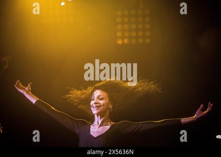 Ballerina Pizzica sul palco Foto Stock