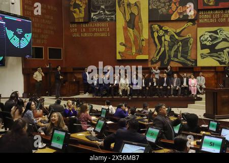ASAMBLEA ALCALDES LEY GOBIERNOS AUTONOMOS Quito, martedì 7 maggio 2024 la Plenaria dell'Assemblea ha ricevuto i sindaci e i prefetti del paese, in commissione generale, prima del trattamento del secondo dibattito della legge dell'Assemblea dei governi autonomi Henry Kronfle, per ricevere risorse dirette, al Palazzo legislativo foto Rolando Enriquez API Quito Pichincha Ecuador POL ASSEMBLEA SINDACI GOVERNI AUTONOMI LEGGE e8b9c3af277ca00d23e3e4426adf467b Copyright: xROLANDOxENRIQUEZx Foto Stock