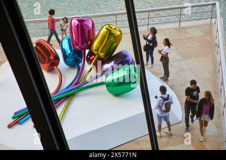 I tulipani, Jeff Koons, il Guggenheim Museum Bilbao, Bizkaia, Paesi Baschi, Spagna, Europa Foto Stock